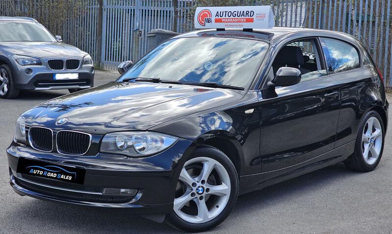 BMW 1 SERIES