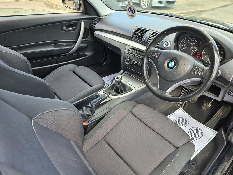 BMW 1 SERIES