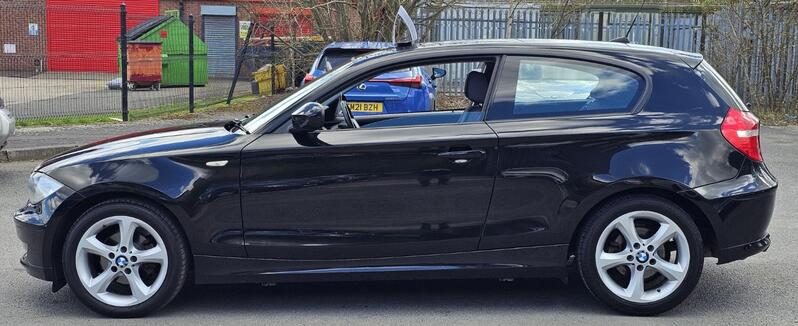 BMW 1 SERIES