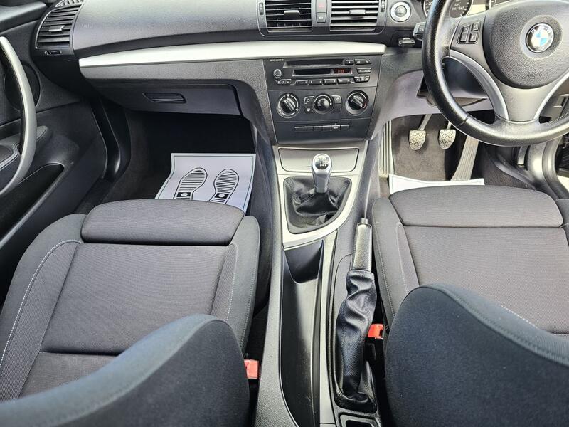 BMW 1 SERIES
