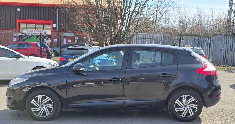 RENAULT MEGANE